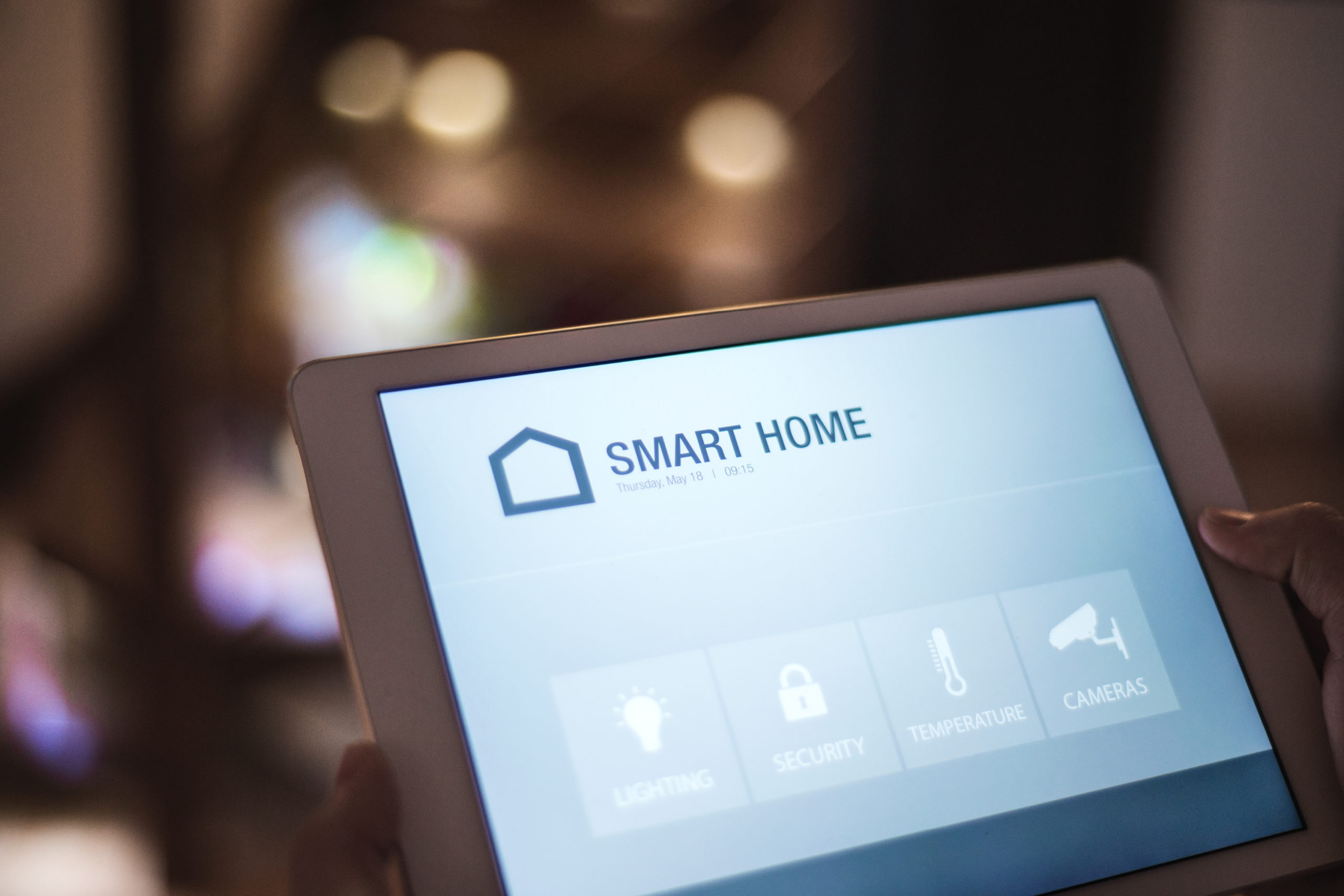 Tablet with title Smart Home